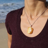 pendentif argent et ambre