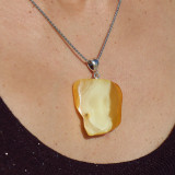 ambre jaune pendentif