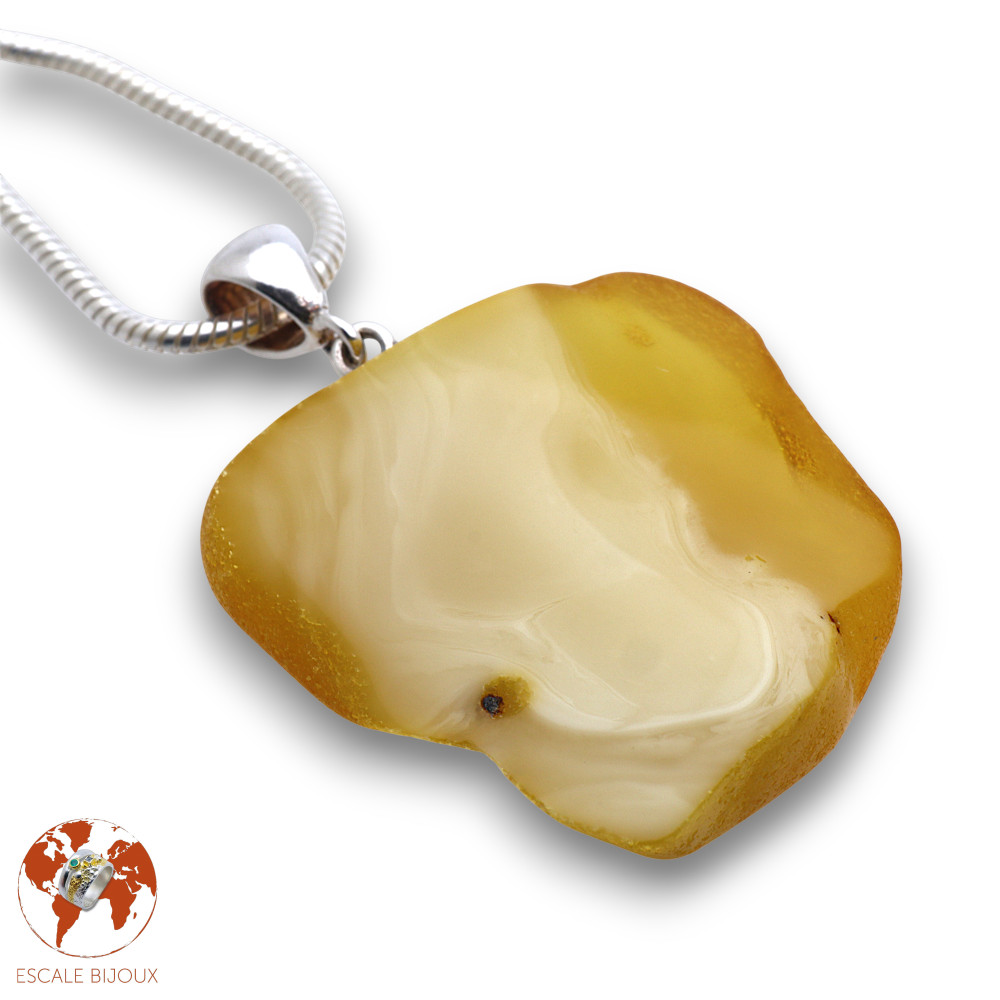 pendentif ambre de la baltique