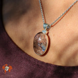 pendentif avec pierre lodolite