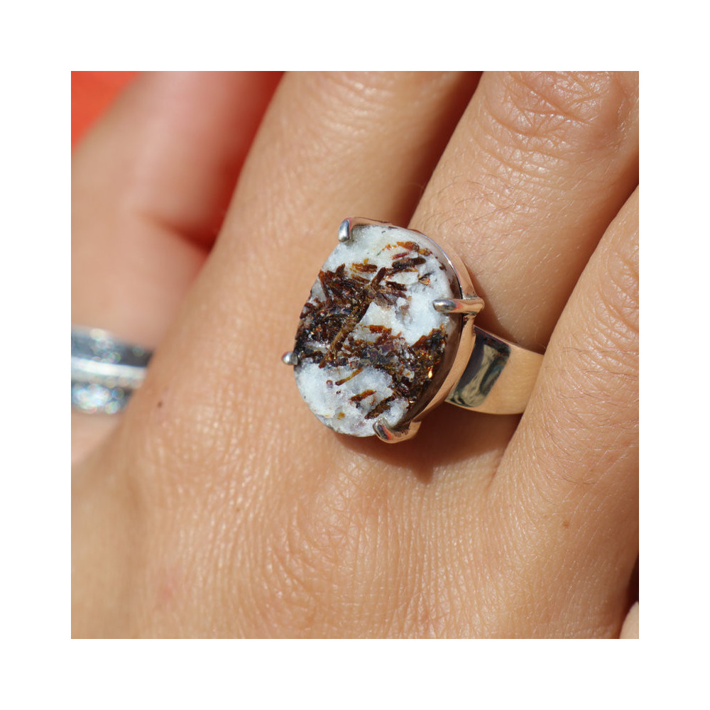 bague astrophyllite