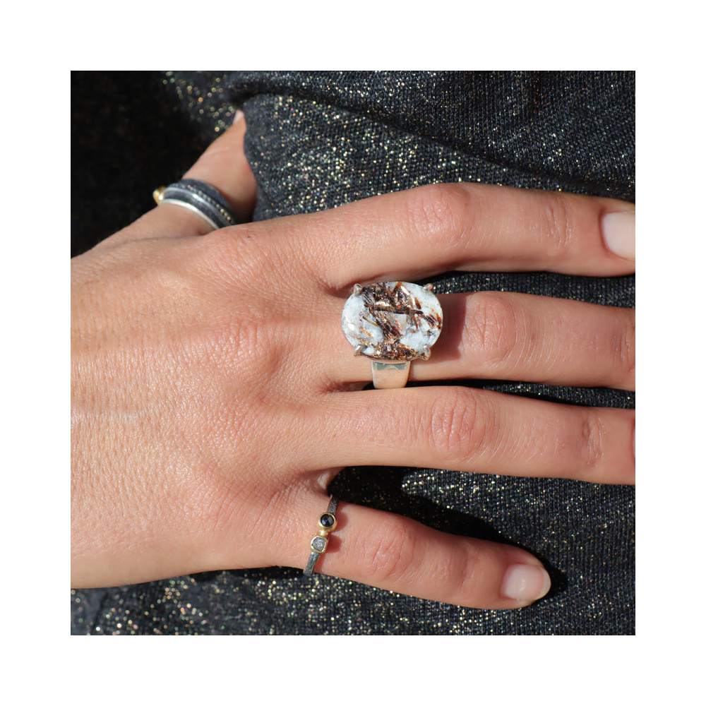 astrophyllite bague