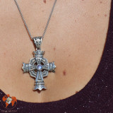 pendentif croix argent pierre