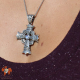 pendentif croix femme