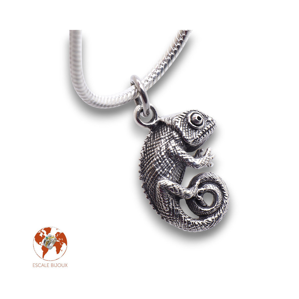 pendentif cameleon