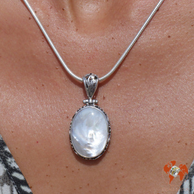 pendentif nacre argent
