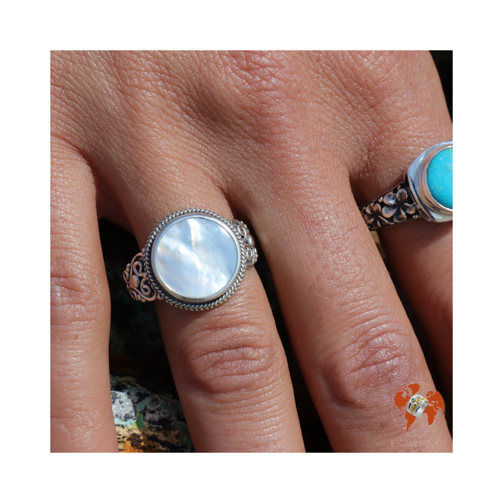 bague argent et nacre blanche