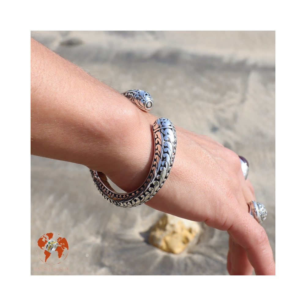 jonc bracelet