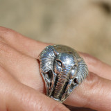 bague éléphant argent pierre