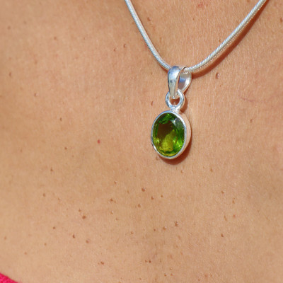 pendentif péridot femme