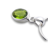 Pendentif en argent 925 empierré d'un péridot ovale