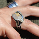bague tortue argent sur pierre gemme