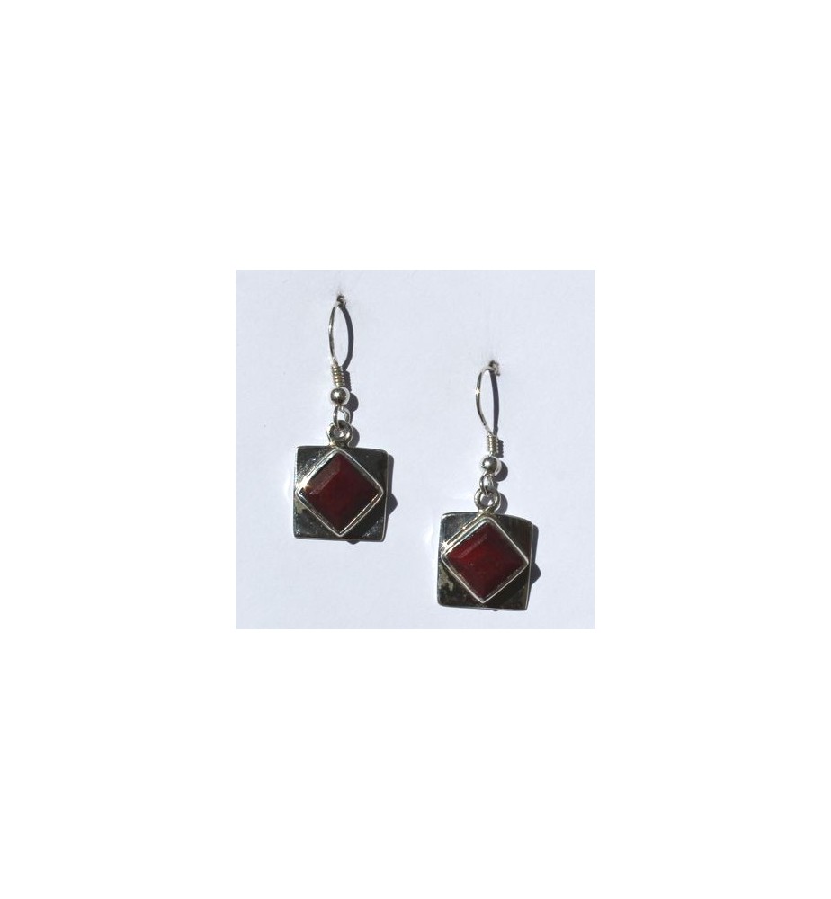 Boucles d'oreilles argent et racine de rubis Boucles d'oreilles argent et racine de rubis