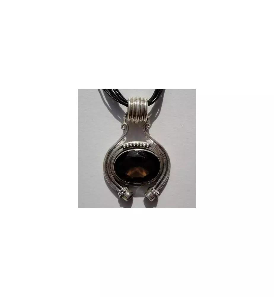 Pendentif argent et quartz fume Pendentif argent et quartz fume