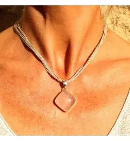 Pendentif argent et quartz rose