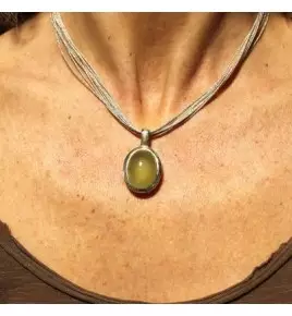 Pendentif argent et prehnite